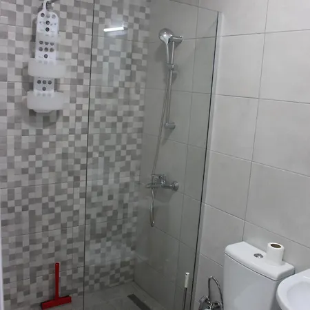 1 Bedroom Near Center Freeparking Apartman Szkopje