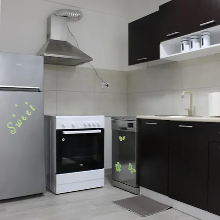 1 Bedroom Near Center Freeparking Apartman Szkopje