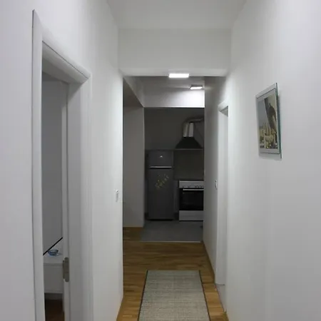 Apartman 1 Bedroom Near Center Freeparking *